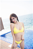 女主及笄和摄政王在亭子里的小说